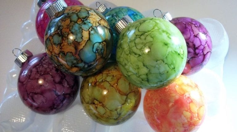 8 Crafts To Do With Alcohol Ink - Craftbusters